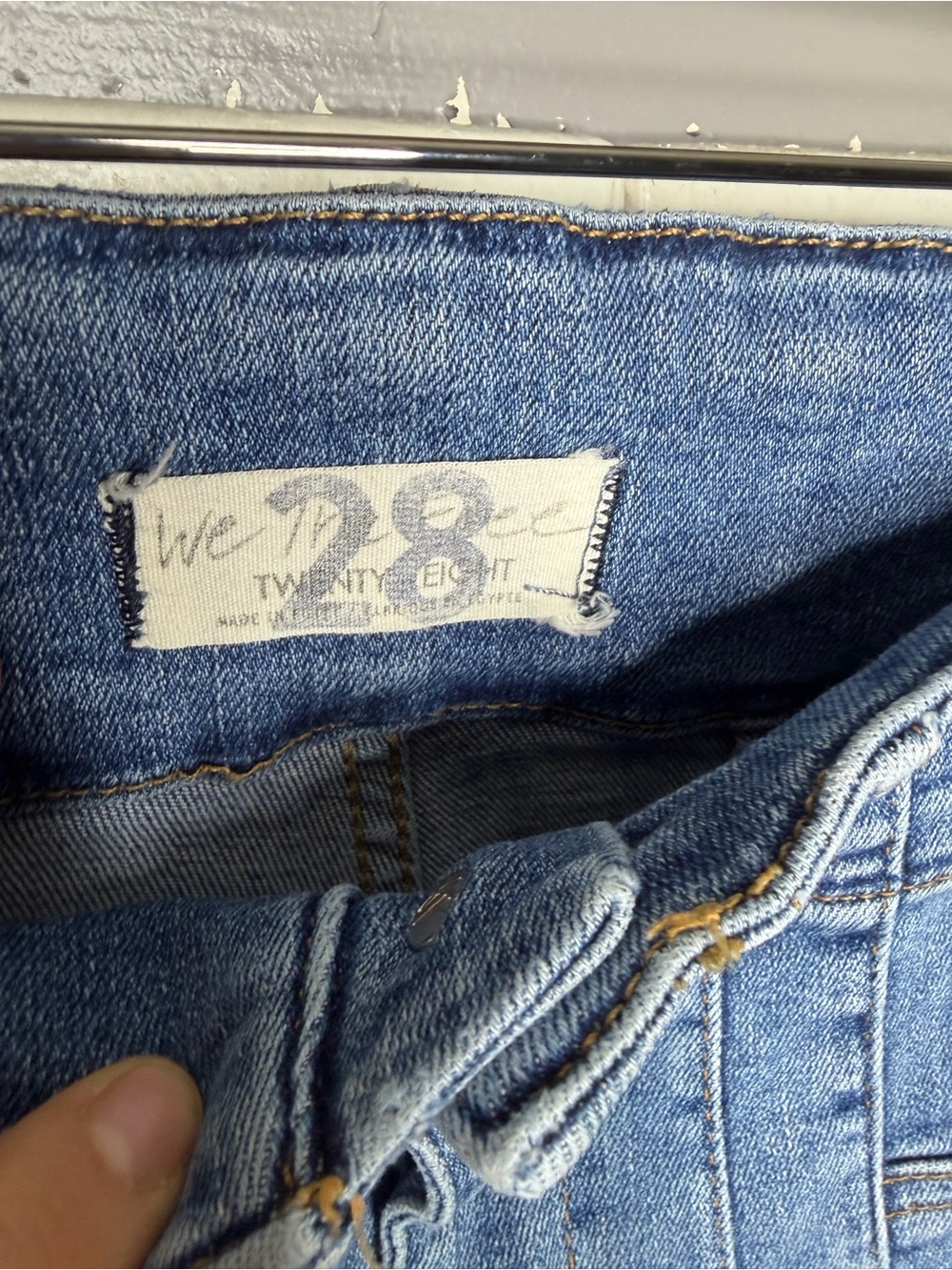 FREE PEOPLE We The Free Jayde Flare Jeans Women's Sz 28 Blue Light Wash Boho 70s - Picture 5 of 10